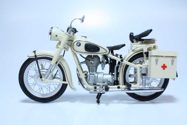 BMW R25/3 - Rotes Kreutz
