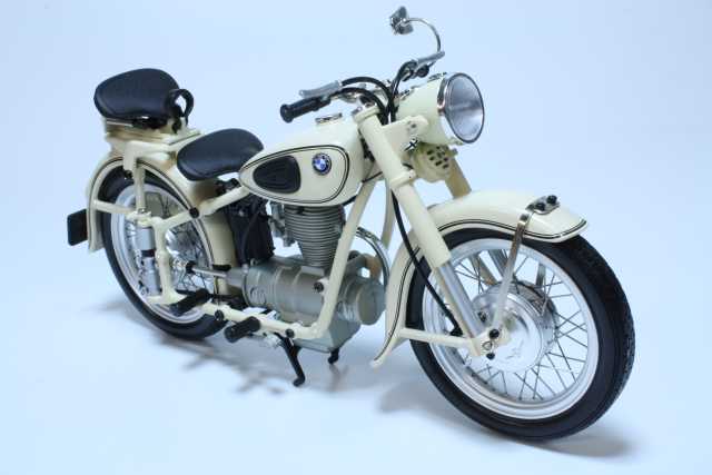 BMW R25/3 - Rotes Kreutz