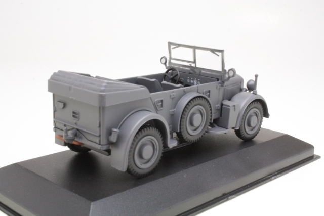 Horch 901 1937, tummanharmaa