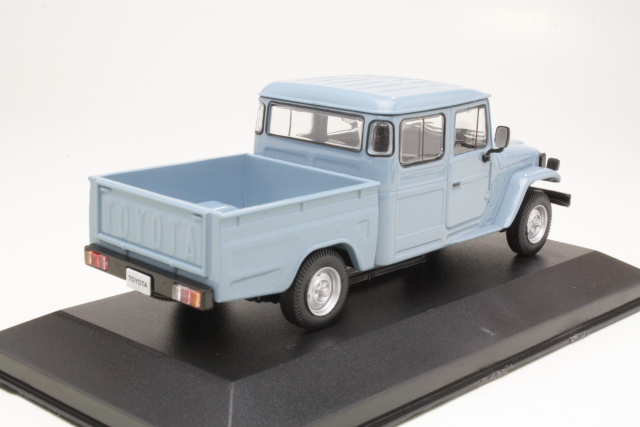 Toyota Land Cruiser Bandeirante 1976, sininen