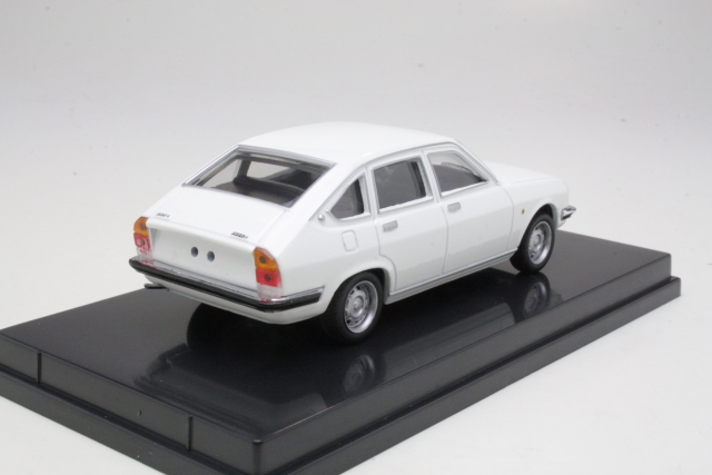 Lancia Beta Berlina Serie 1 1972, valkoinen