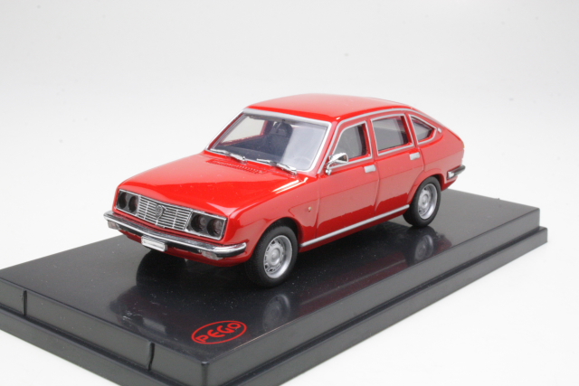 Lancia Beta Berlina Serie 1 1972, punainen