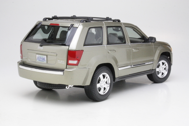 Jeep Grand Cherokee 4d 2005, gold