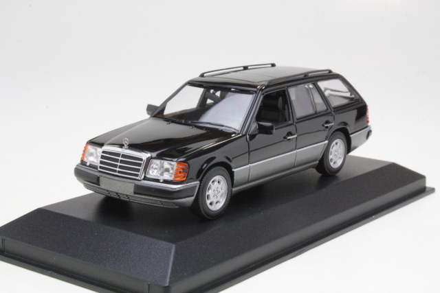 Mercedes 300TE (s124) 1990, musta