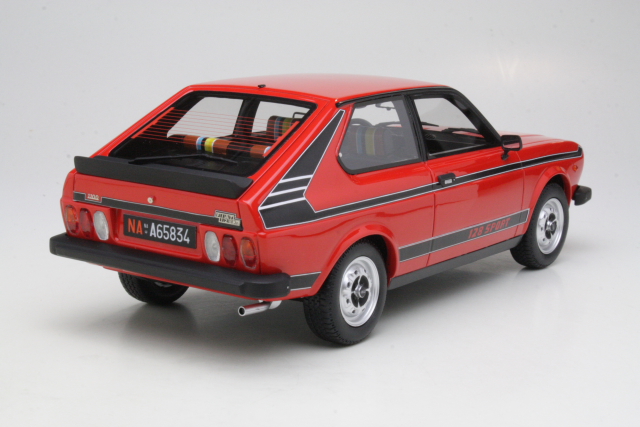 Fiat 128 3P 1100 Sport 1975, punainen - Sulje napsauttamalla kuva