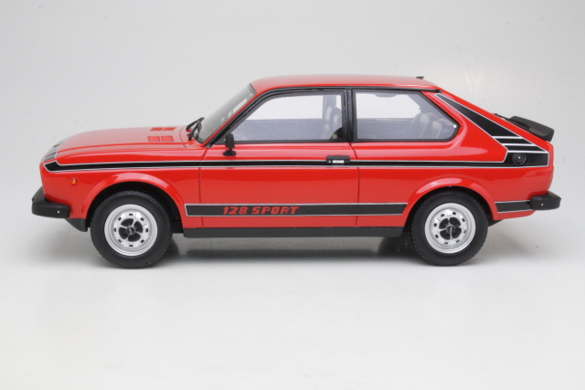 Fiat 128 3P 1100 Sport 1975, punainen