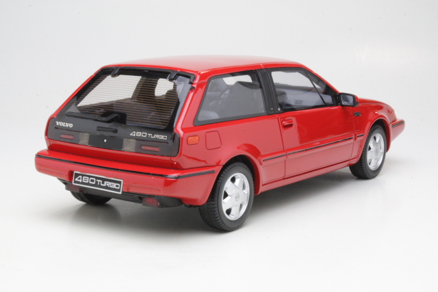 Volvo 480 Turbo, red