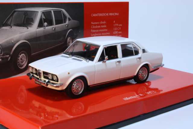 Alfa Romeo Alfetta 1.8 1972, valkoinen