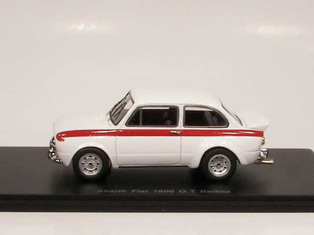 Fiat Abarth OT1600 Berlina 1964, valkoinen