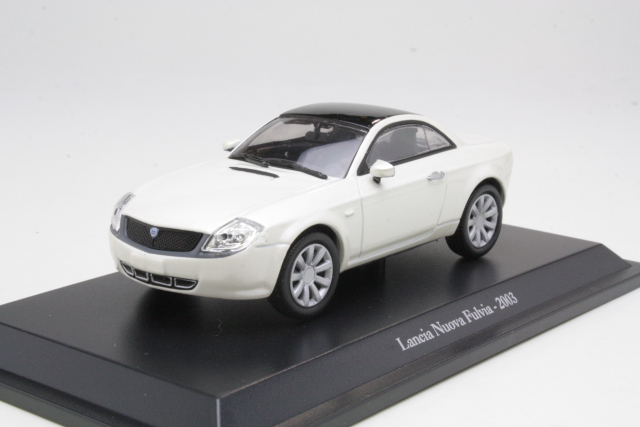 Lancia Nuova Fulvia Coupe 2003, kermanvalkoinen