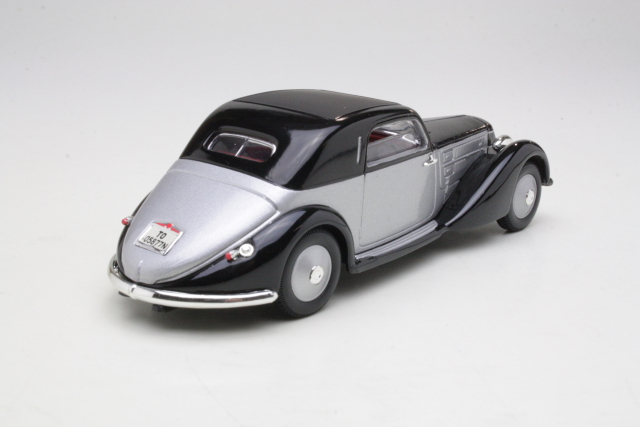 Lancia Astura (233) 1934, silver/black