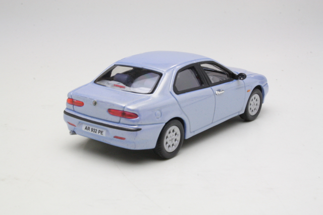 Alfa Romeo 156 1998, vaaleansininen