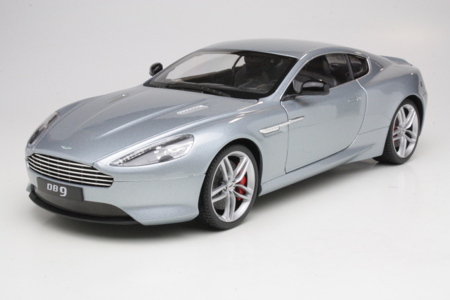 Aston Martin DB9 Coupe, light blue