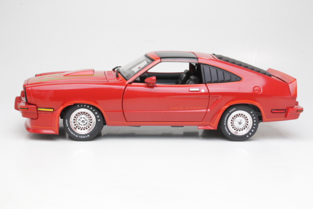 Ford Mustang II 5.0 King Cobra 1978, punainen
