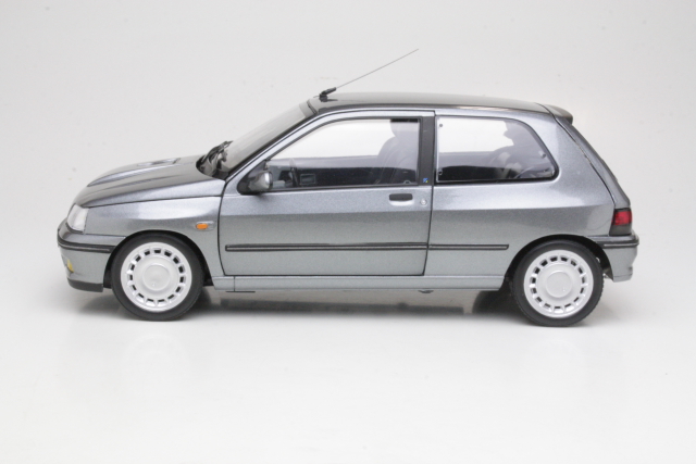 Renault Clio 16S 1991, grey - Click Image to Close