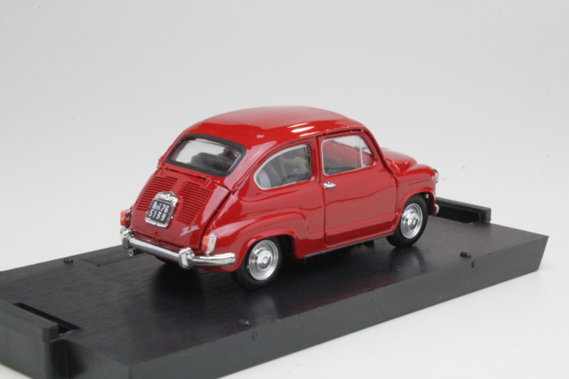 Fiat 600D 1966, punainen