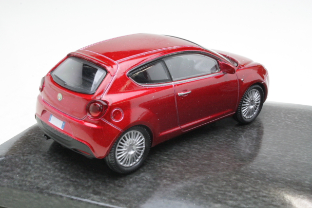 Alfa Romeo 8C Competizione 2006 / Mito 2008