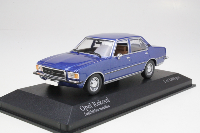 Opel Rekord D 1975, sininen - Sulje napsauttamalla kuva