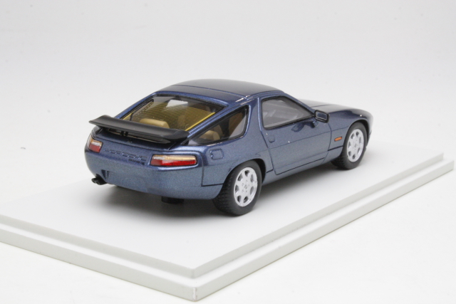 Porsche 928 S4 GT 1990, sininen