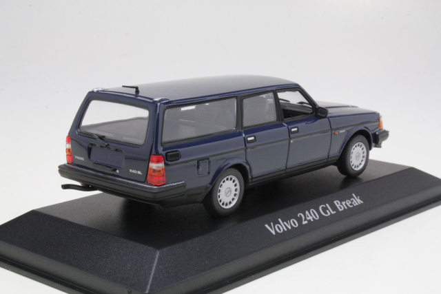 Volvo 240GL Break 1986, dark blue
