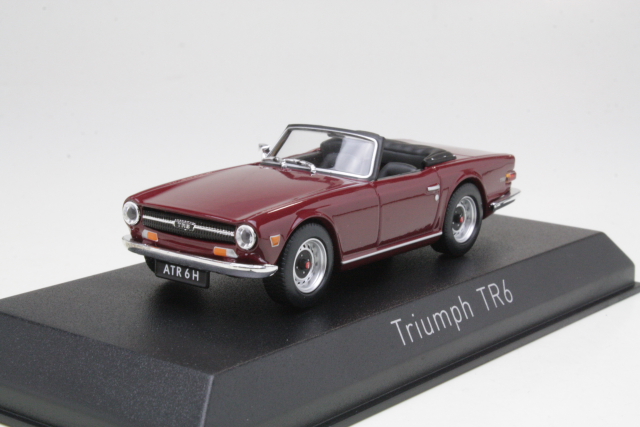 Triumph TR6 1970, punainen - Sulje napsauttamalla kuva