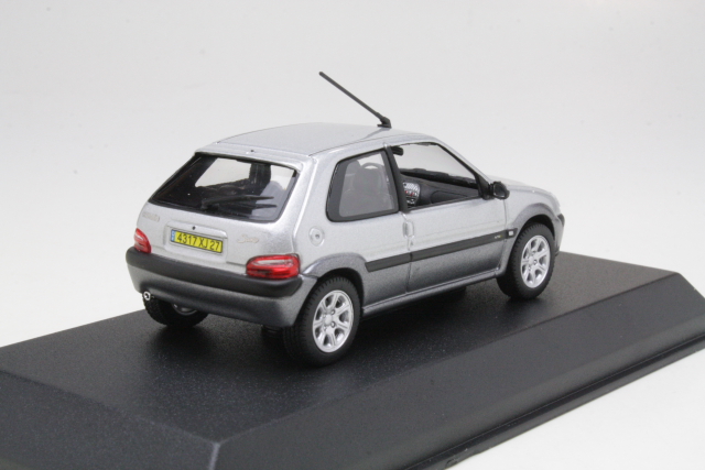 Citroen Saxo VTS 2001, hopea