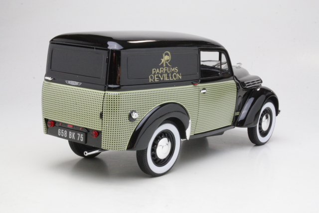 Renault 300KG "Parfums Revillion" 1953, tummanruskea