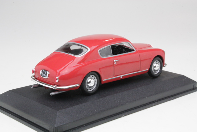 Lancia Aurelia 1953, punainen