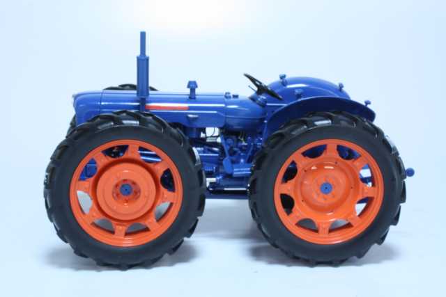 Ford County Super 4
