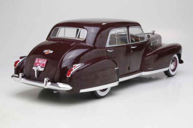 Cadillac Fleetwood series 60 Special 1941, dark red