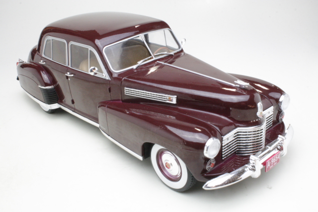 Cadillac Fleetwood series 60 Special 1941, dark red