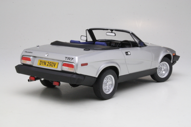 Triumph TR7 DHC 1980, silver - Click Image to Close