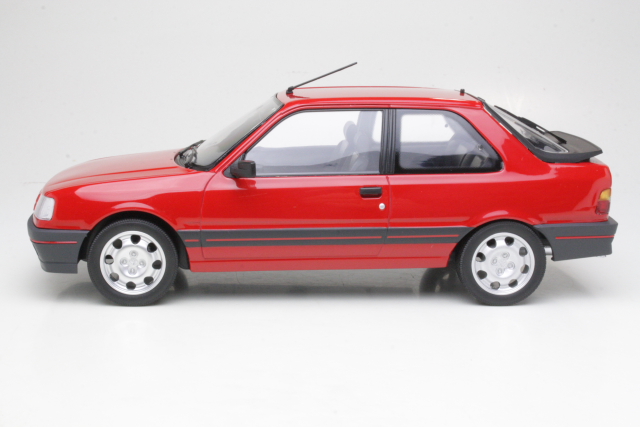 Peugeot 309 GTi 1998, punainen - Sulje napsauttamalla kuva