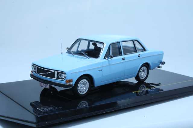 Volvo 144 1972, vaaleansininen