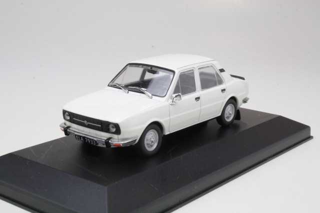Skoda 120L 1979, white