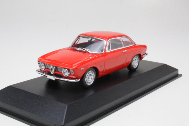 Alfa Romeo Giulia Sprint GTA 1965, punainen - Sulje napsauttamalla kuva