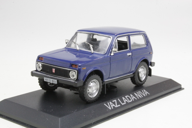 Lada Niva 1977, tummansininen