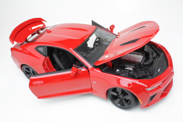 Chevrolet Camaro SS 2016, punainen