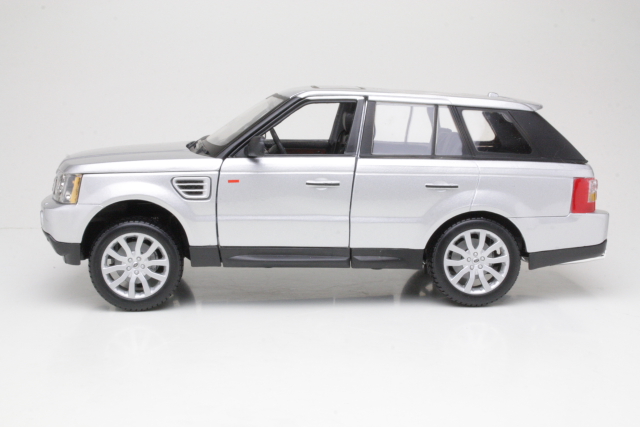 Range Rover Sport 4.2 S/C 2005, silver - Click Image to Close