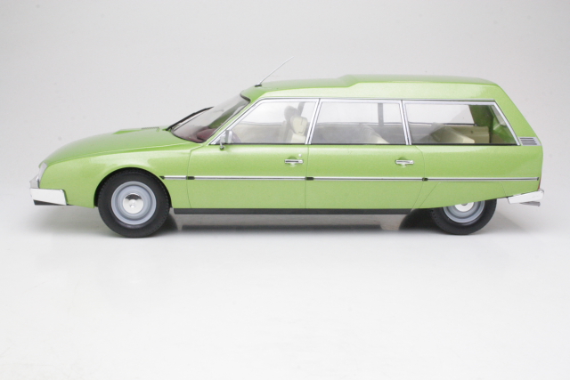 Citroen CX 2400 Super Break Serie 1 1976, vihreä