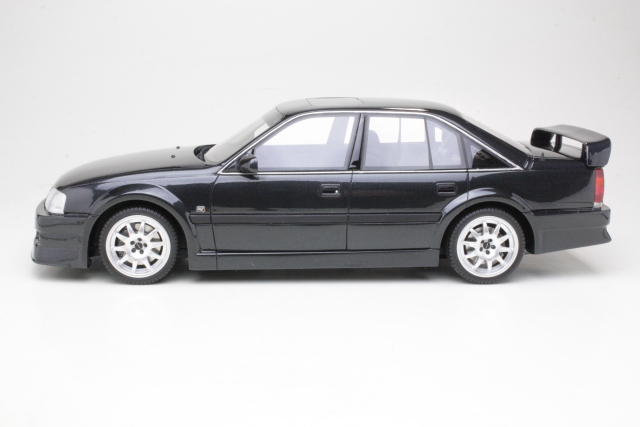 Opel Omega Evo 500 1990, black - Click Image to Close