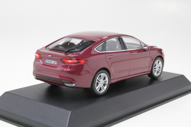 Ford Mondeo 2014, red - Click Image to Close