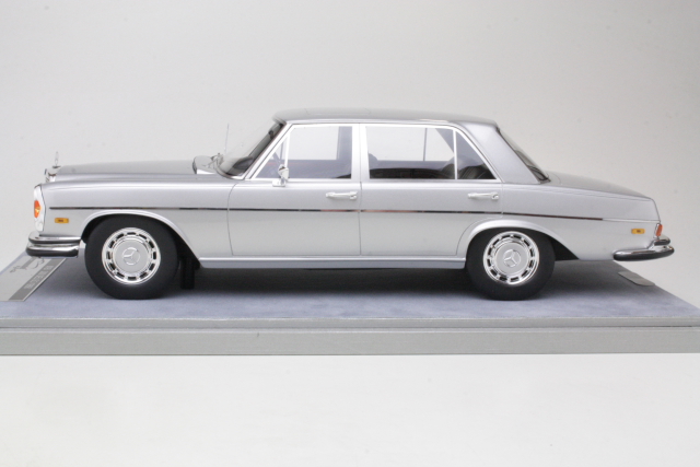 Mercedes 300SEL 6,3 1968, hopea
