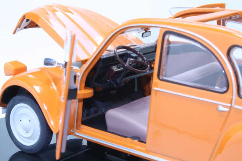 Citroen 2CV 4 1976, orange - Click Image to Close