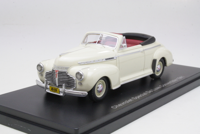 Chevrolet Special De Luxe Convertible 1941, beige