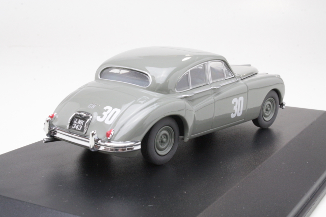 Jaguar MkVII, Silverstone 1952, S.Moss, no.30