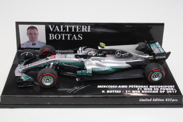 Mercedes AMG W08, 1st. Russian GP 2017, V.Bottas, no.77 - Sulje napsauttamalla kuva