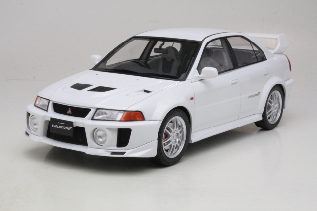 Mitsubishi Lancer Evo V GSR 1998, valkoinen