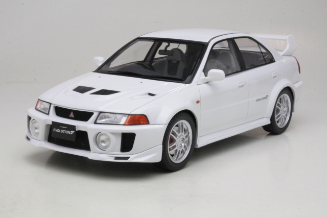 Mitsubishi Lancer Evo V GSR 1998, valkoinen - Sulje napsauttamalla kuva