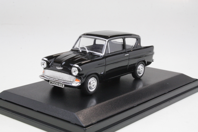 Ford Anglia 105E, black